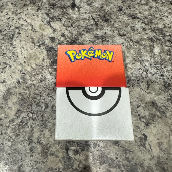 Pokémon Cards Lot Of 5 With Carrying Storage Case - Picture 5 of 11